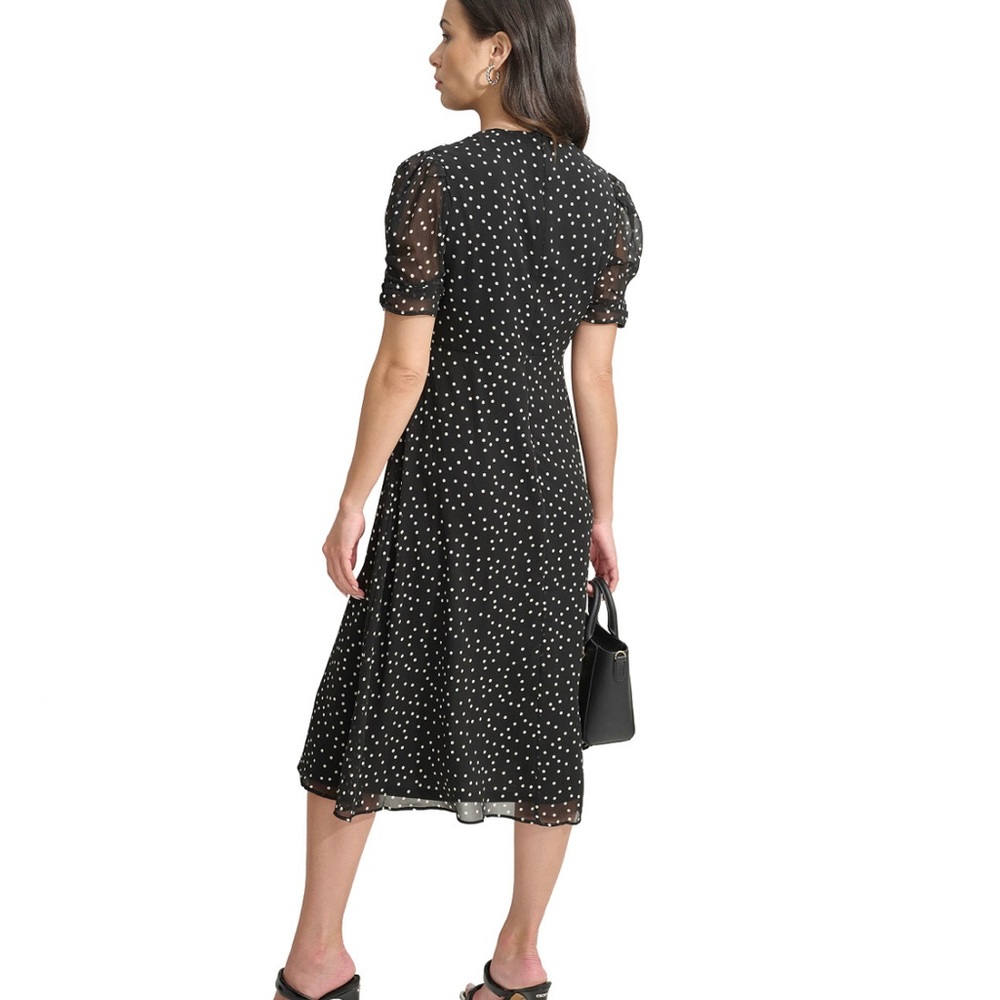 Women dress, NAVY! size 16 - more like 12…. DKNY - Picture 9 of 10